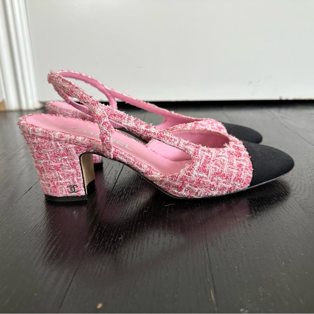 Chanel Tweed Slingback Coco Heel CC